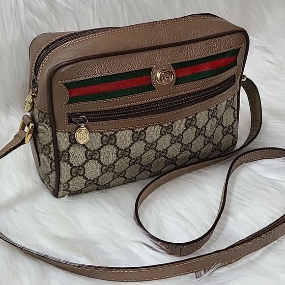 💯Authentic Gucci Crossbody Bag w/ Cherryline🍀 - Picture 4 of 16